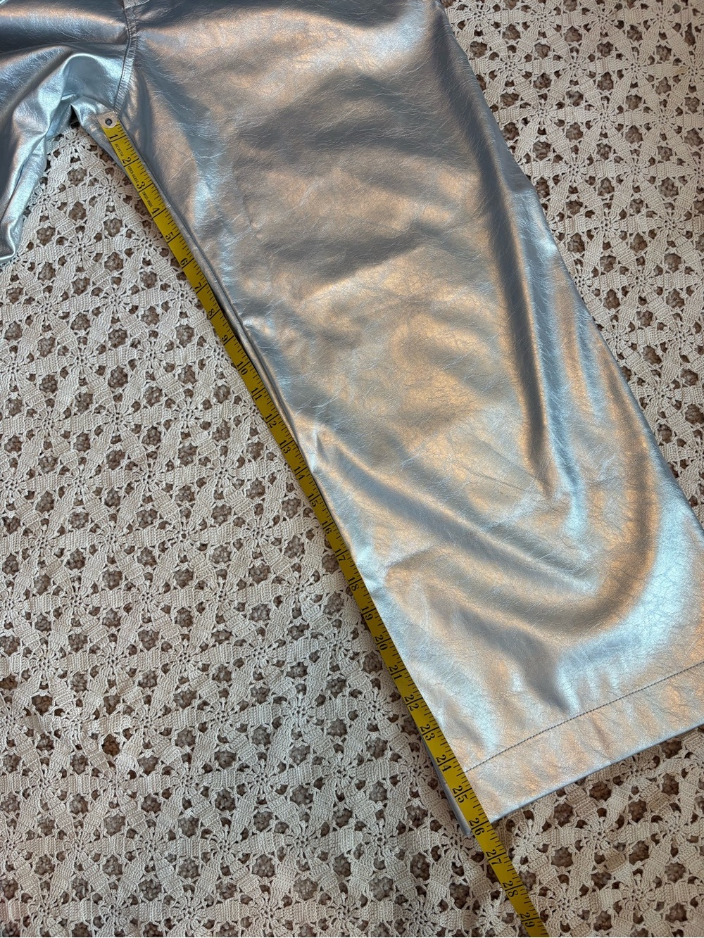Maeve The Colette Cropped Wide Leg Silver Metallic Faux Leather Pants Size 30 - Picture 10 of 11